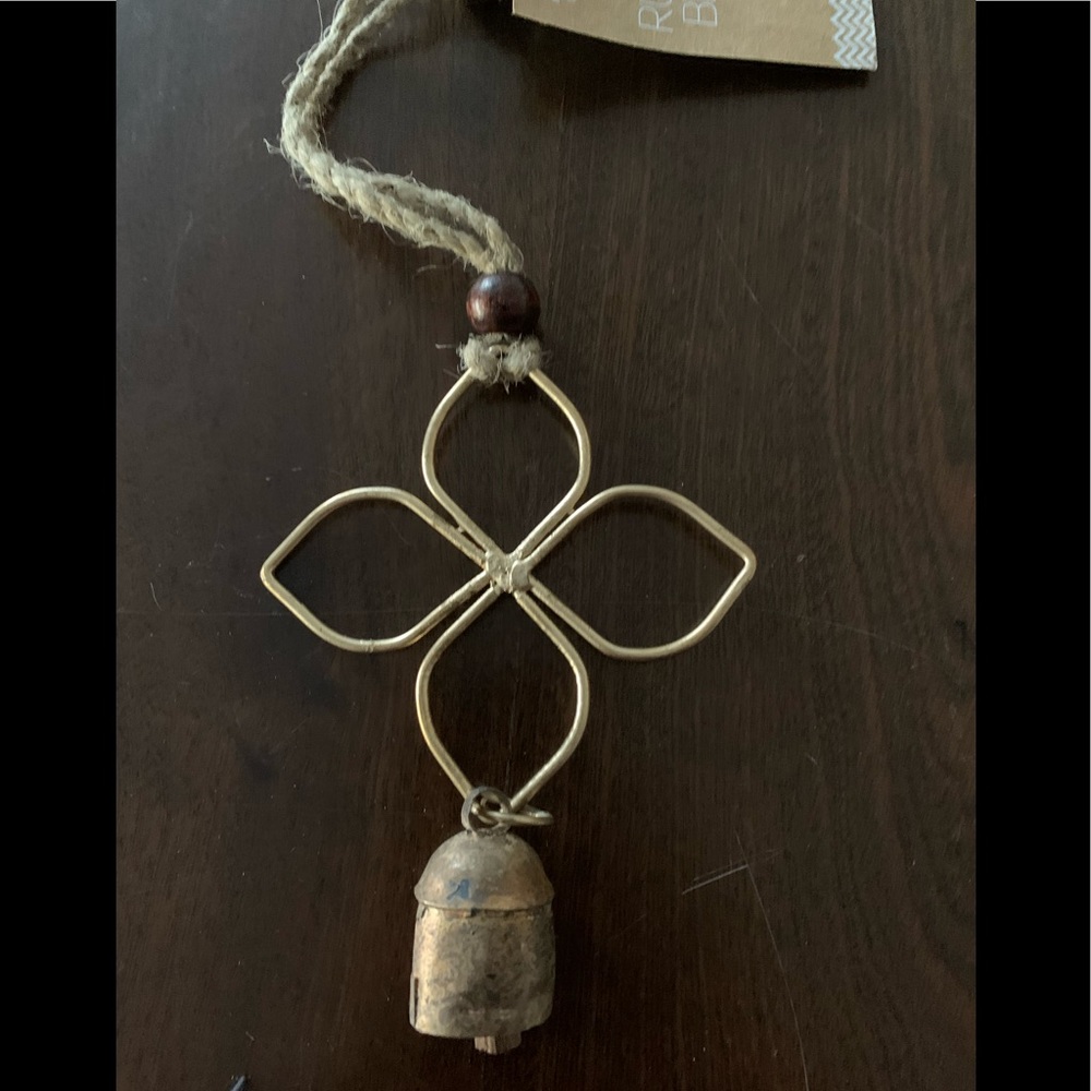 Rustic Bell - Picture 3 of 8